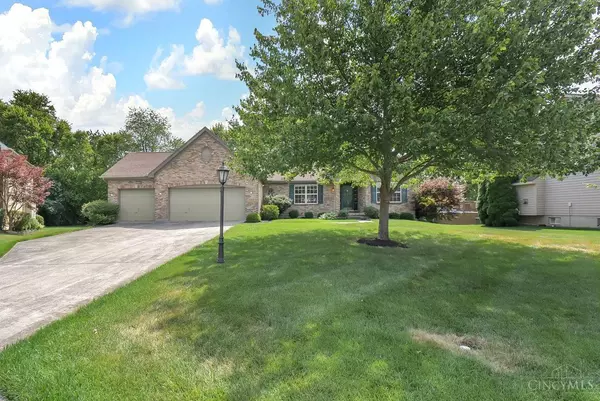 Beavercreek, OH 45430,990 Winterwood Ct