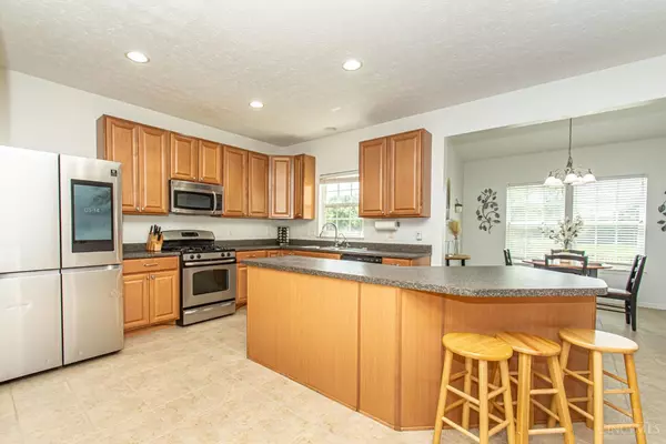 1511 Elm Brook Trl Clearcreek Twp., OH 45458