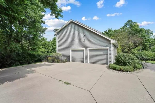 West Chester, OH 45069,5747 Woodbridge Ln