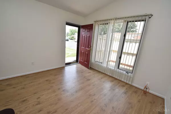 Washington Twp, OH 45458,1238 Hollowbrook Dr