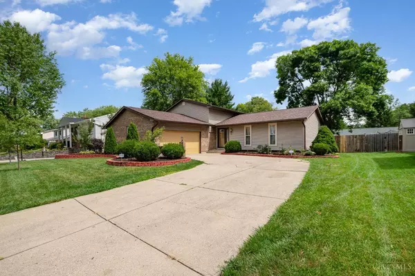 6648 Wooden Shoe Dr, Liberty Twp, OH 45044