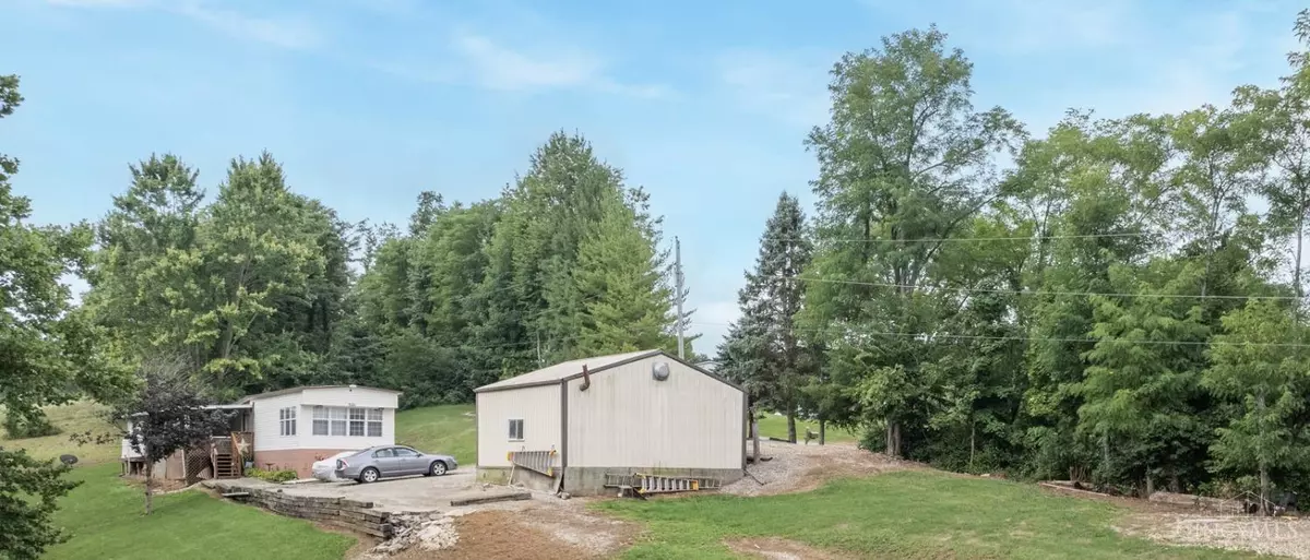 Aurora, IN 47001,7944 Hartford Rdg