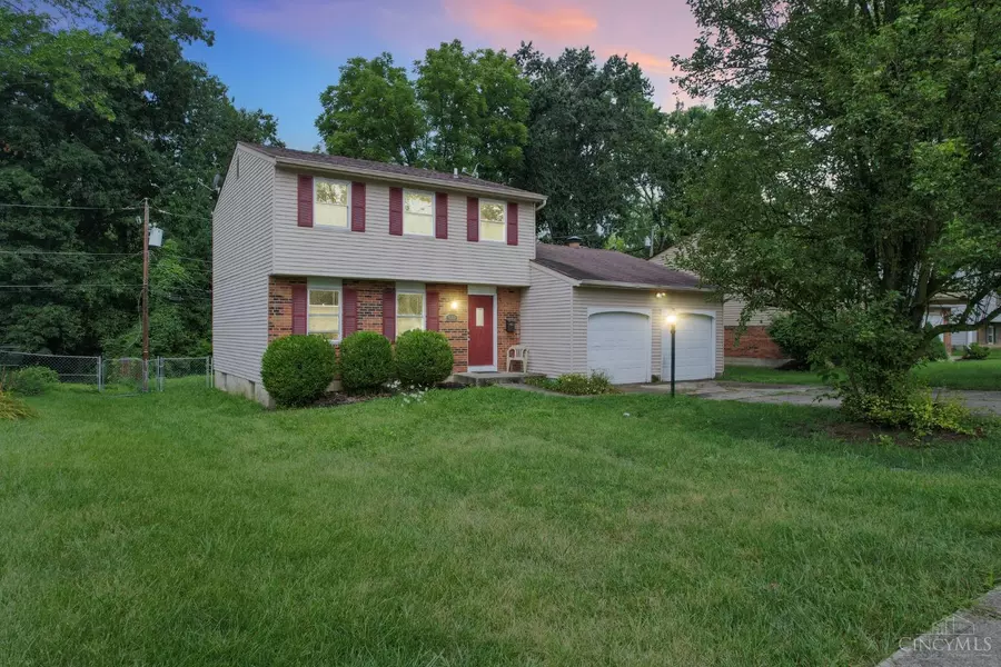 9369 Loralinda Dr, Colerain Twp, OH 45251