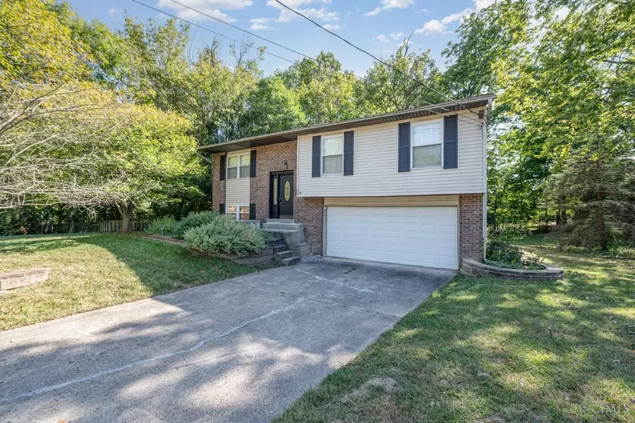 38 Robbie Ridge, Milford, OH 45150