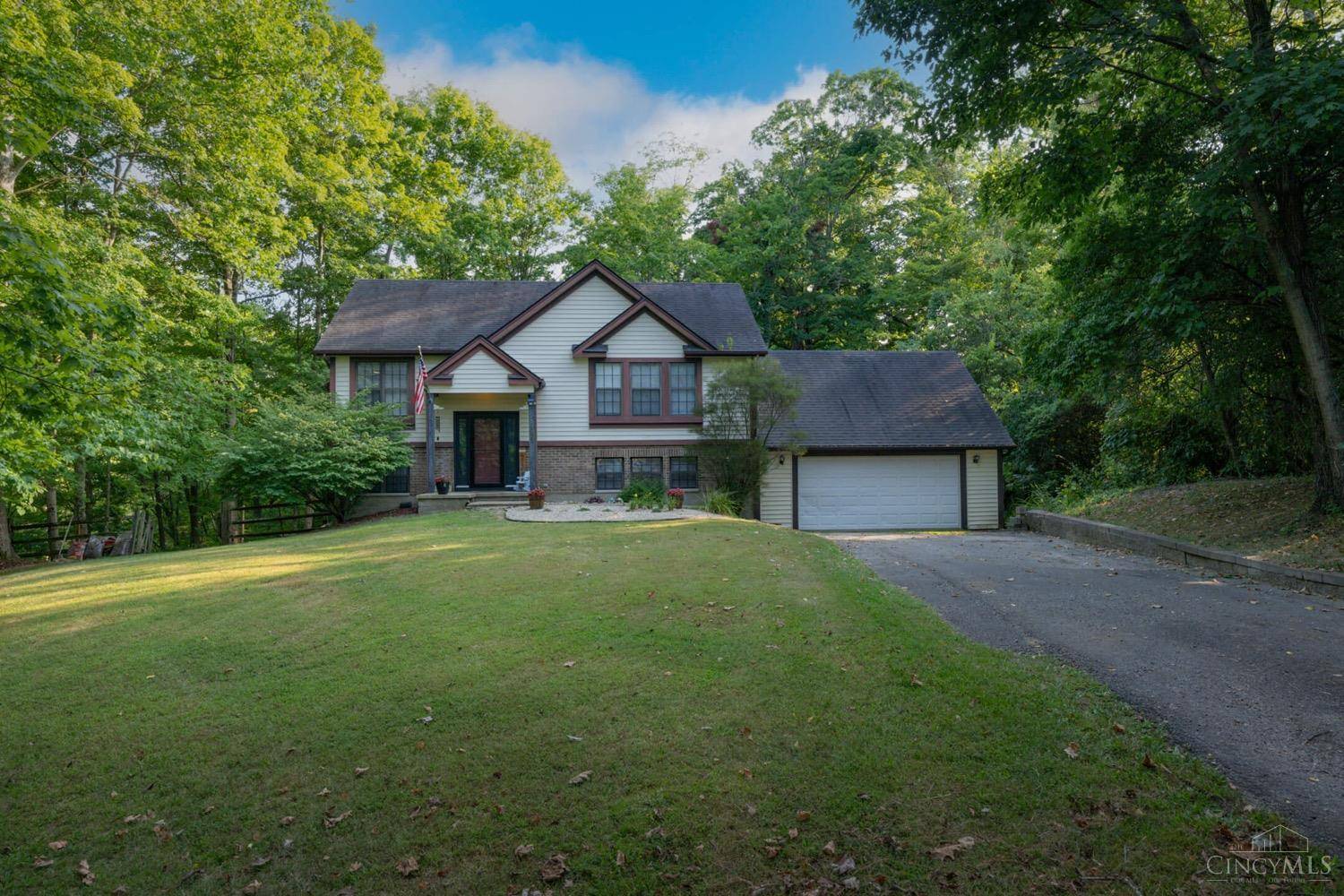 Union Twp, OH 45244,565 Williamsburg Ct