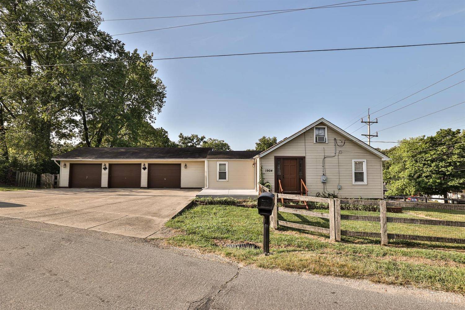 1904 Tuley Rd, Fairfield Twp, OH 45015