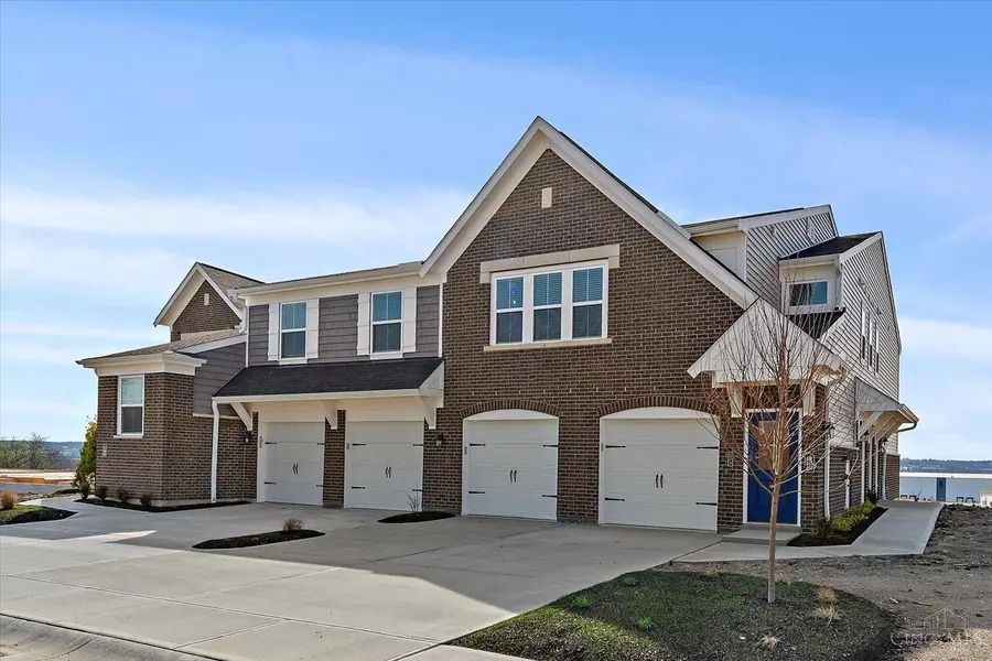 485 Bethpage Way #8-104, Turtle Creek Twp, OH 45036