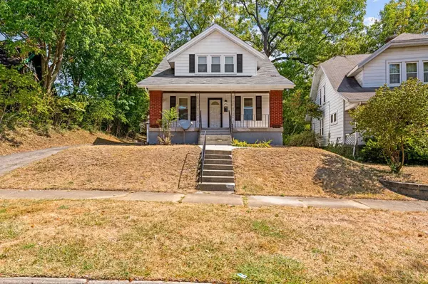 556 Elberon Ave, Dayton, OH 45403