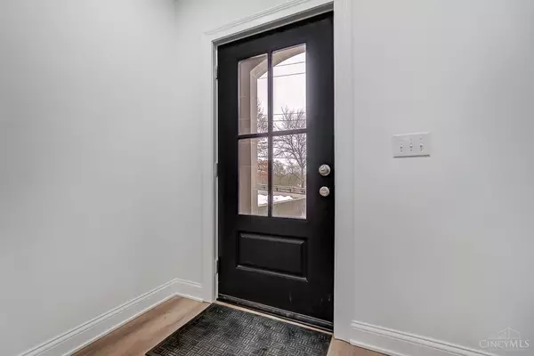 Loveland, OH 45140,621 W Loveland Ave