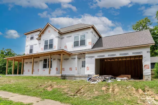 Cincinnati, OH 45207,1736 Hewitt Ave