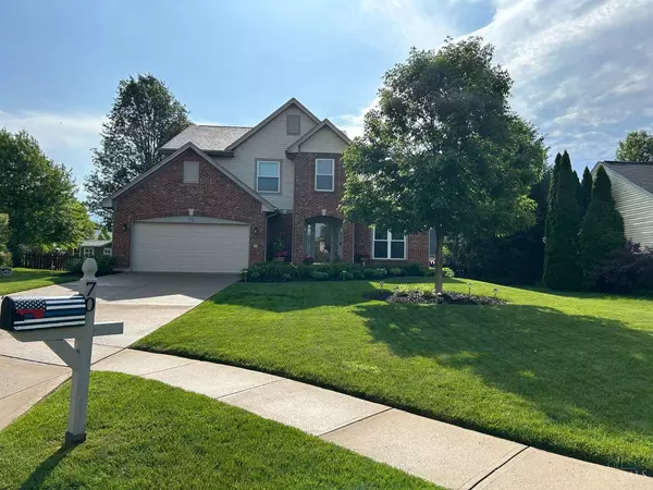 70 W Long Meadow Dr, Springboro, OH 45066
