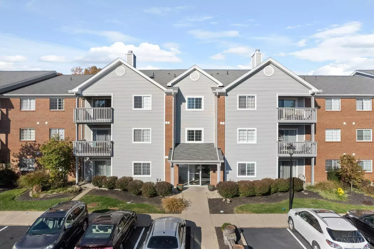 Anderson Twp, OH 45230,7343 Ridgepoint Dr #110