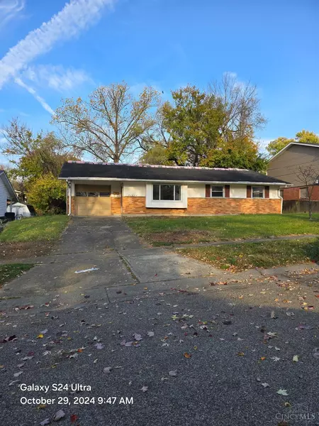 11571 Gallahad Ct, Forest Park, OH 45240