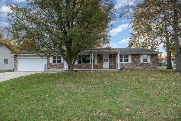 8234 Melrose Ln, Maineville, OH 45039