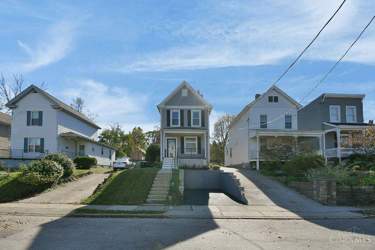 Cincinnati, OH 45208,2833 Rosella Ave