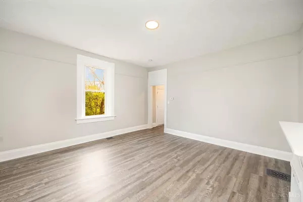 Cincinnati, OH 45211,3353 Saffer St