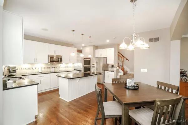 Mason, OH 45040,5597 Crestwood Dr