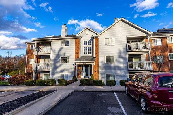 7584 Shawnee Ln #325, West Chester, OH 45069