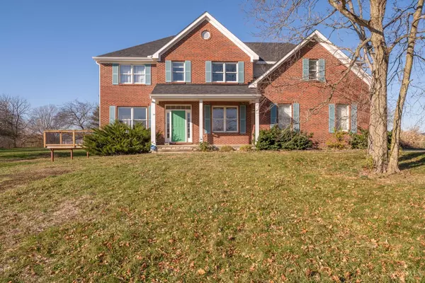 2415 Hatfield Rd, Turtle Creek Twp, OH 45036