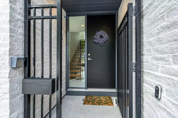 Cincinnati, OH 45202,309 Mulberry St