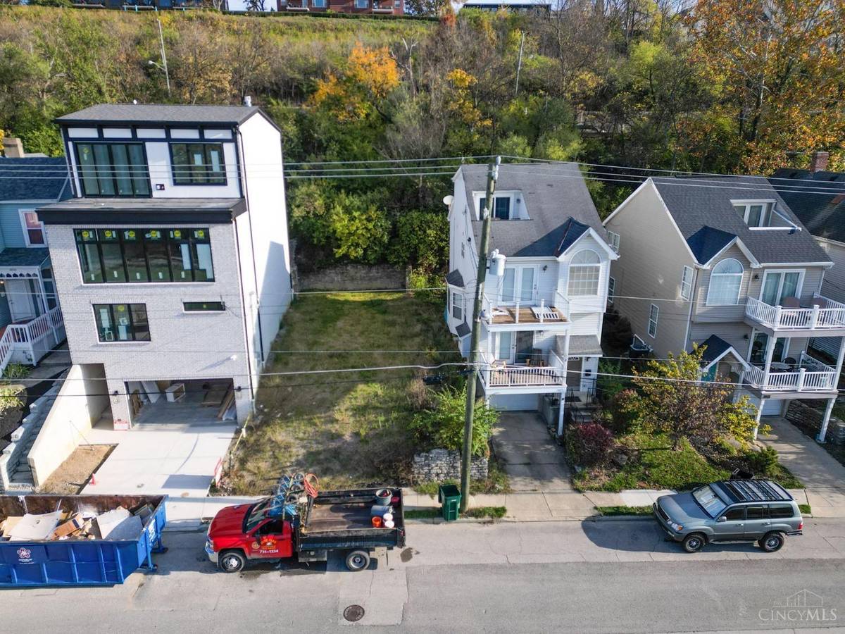 Cincinnati, OH 45226,3120 Walworth Ave