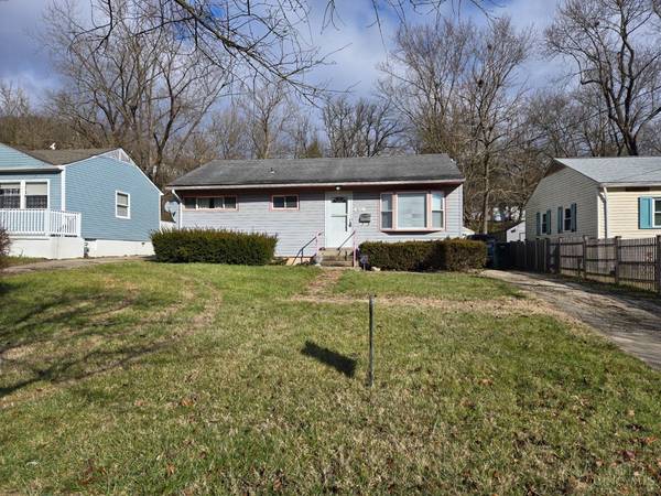 4676 Kirby Ave, Cincinnati, OH 45223