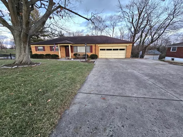 6104 Gaines Rd, Green Twp, OH 45247