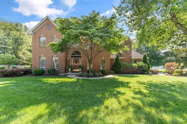 102 Rosewood Ln,  Mt Orab,  OH 45154
