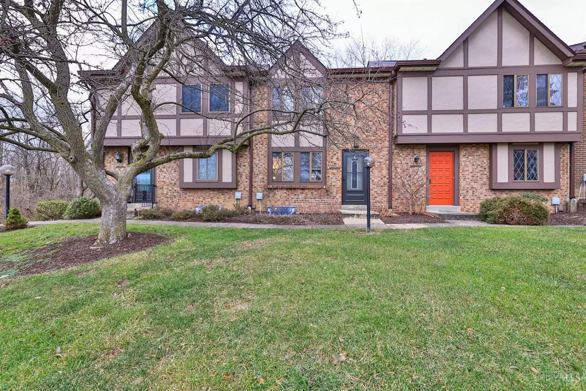 West Chester, OH 45069,7513 Old English Dr #222