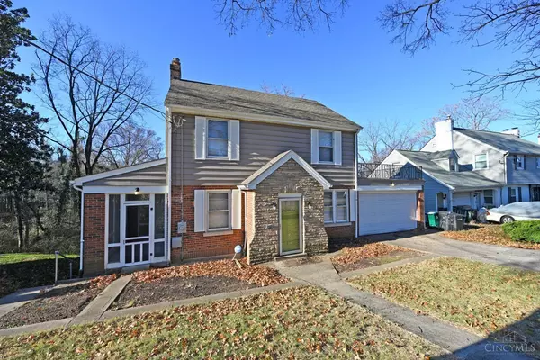 Cincinnati, OH 45229,1227 Avon Dr