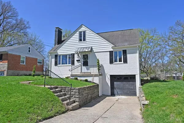 8435 Wexford Ave, Sycamore Twp, OH 45236