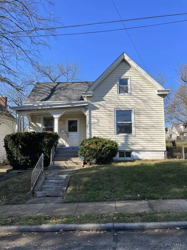 3983 Glenmore Ave, Cheviot, OH 45211