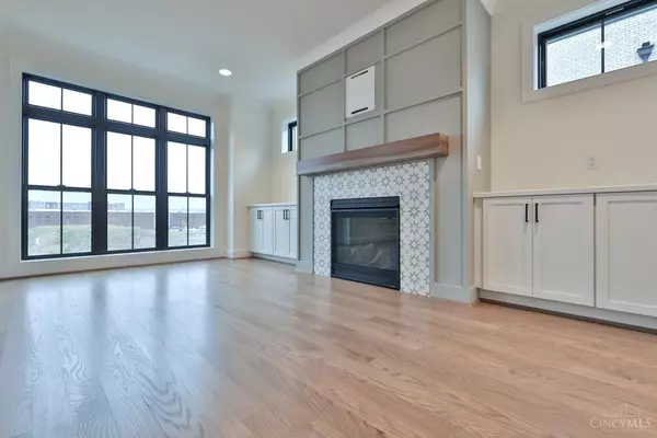 Cincinnati, OH 45209,2909 Three Oaks Ln #Lot14