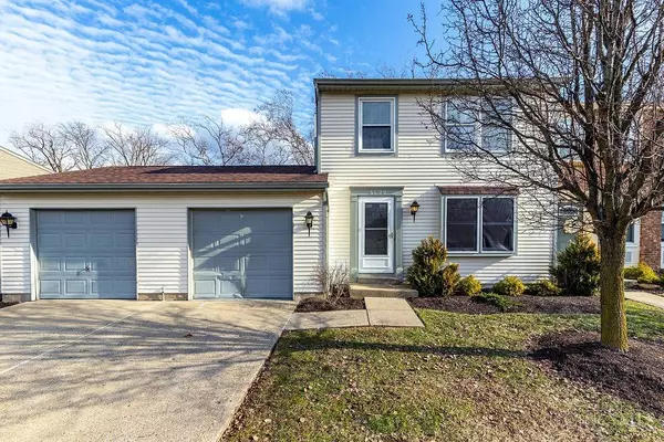 8120 Mill Creek Cir, West Chester, OH 45069