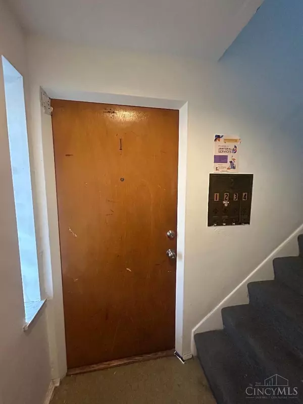 Cincinnati, OH 45205,4104 Flower Ave