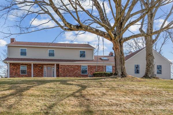 8608 Goldfinch Way, West Chester, OH 45069