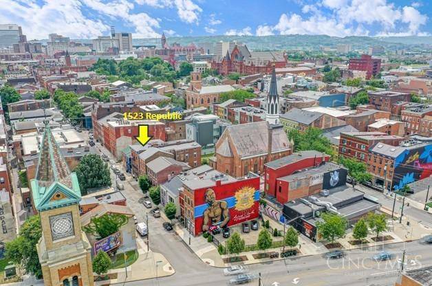 Cincinnati, OH 45202,1523 Republic St #101