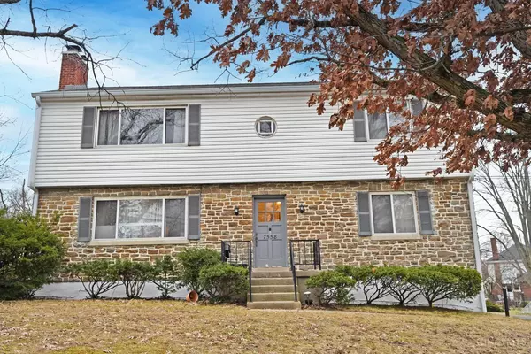 7558 Montgomery Rd, Sycamore Twp, OH 45236