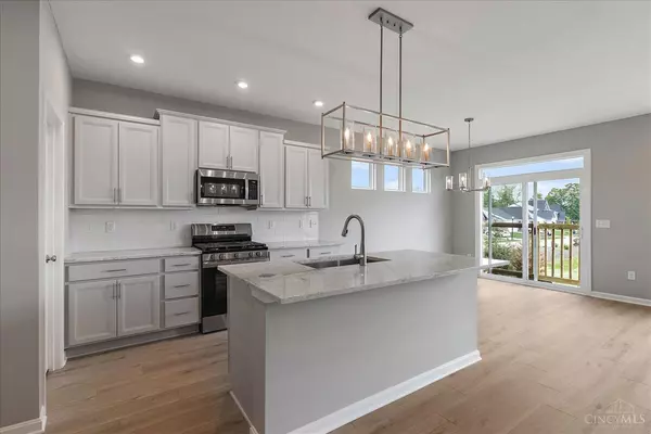 Springboro, OH 45066,10 Annie Grove Ln