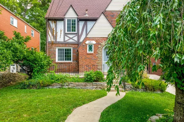 Cincinnati, OH 45226,3512 Linwood Ave
