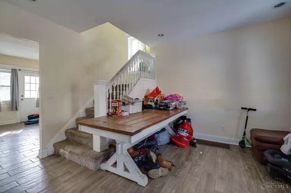 Cincinnati, OH 45207,1619 Clarewood Ave