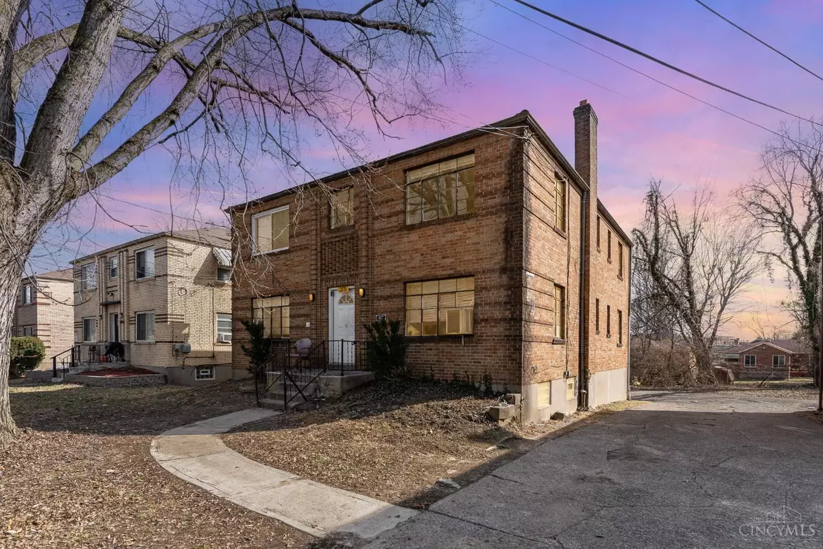 Cincinnati, OH 45237,1627 Summit Rd