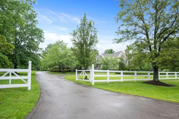 Indian Hill, OH 45242,9125 Brokensound Ln