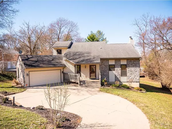 1003 Birney Ln, Anderson Twp, OH 45230