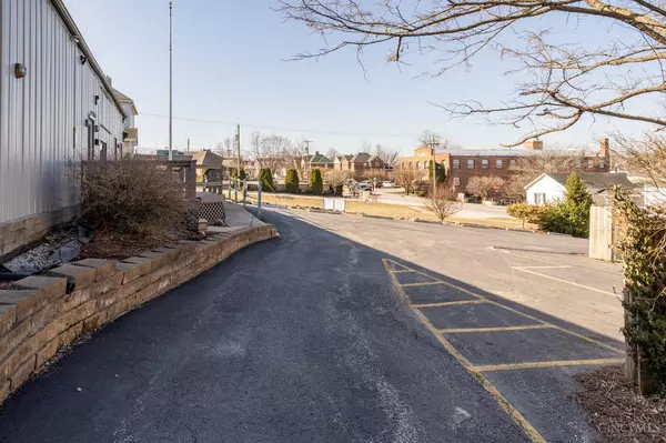 Hillsboro, OH 45133,210 N West St