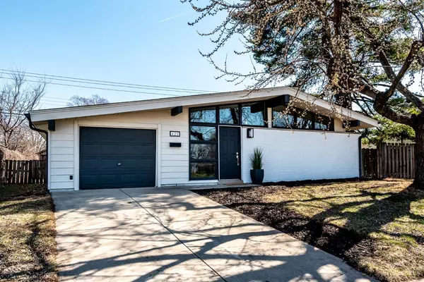422 Ketcham St,  Riverside,  OH 45431