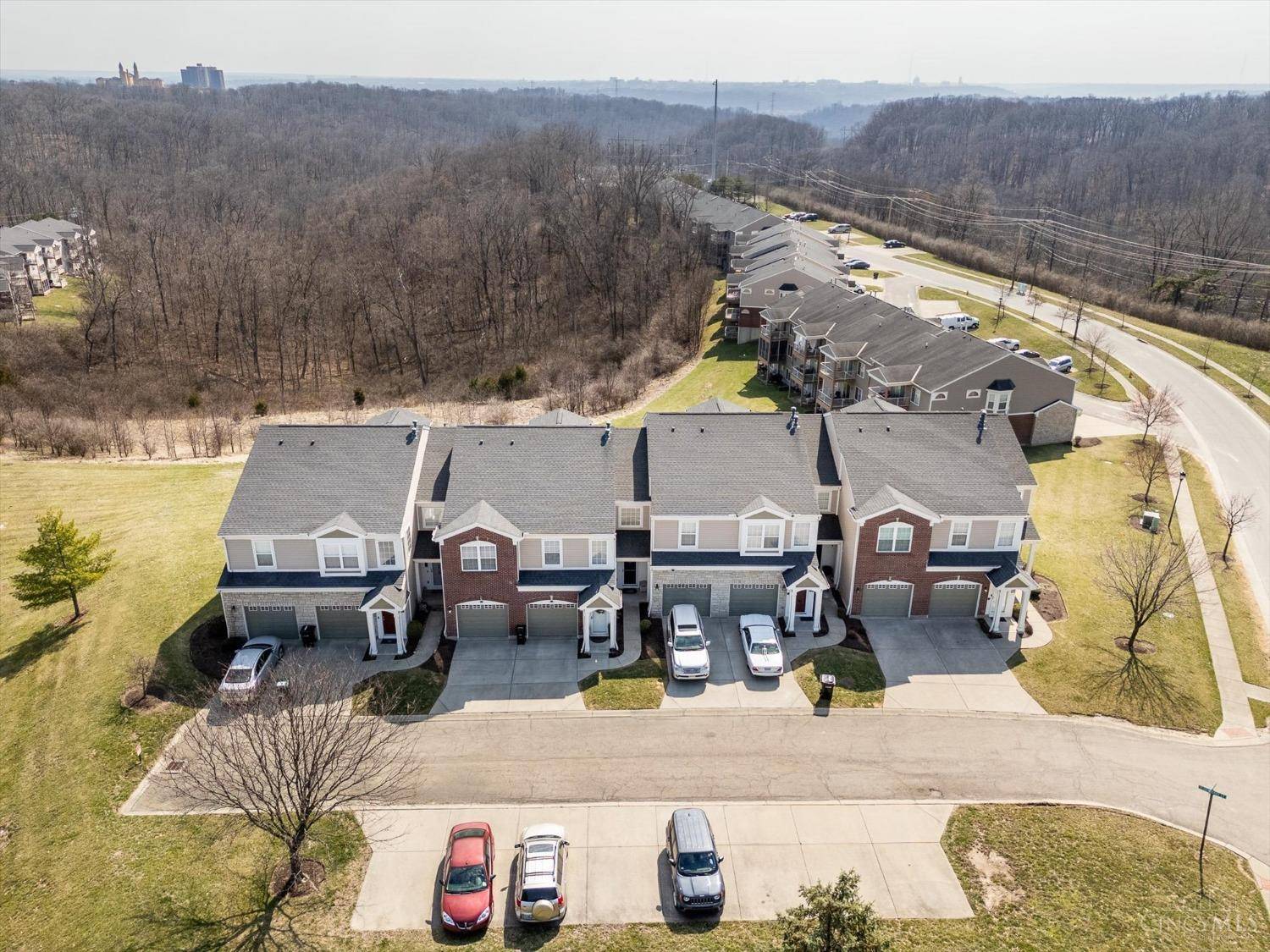 Cincinnati, OH 45239,2435 Elderberry Ct #19F