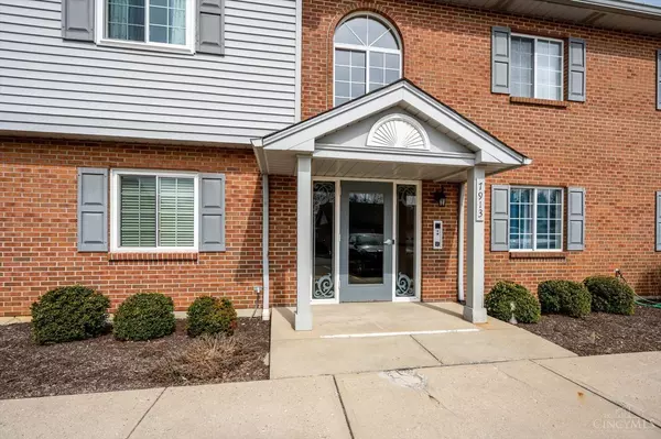 7913 Cheviot Rd #27, Colerain Twp, OH 45247
