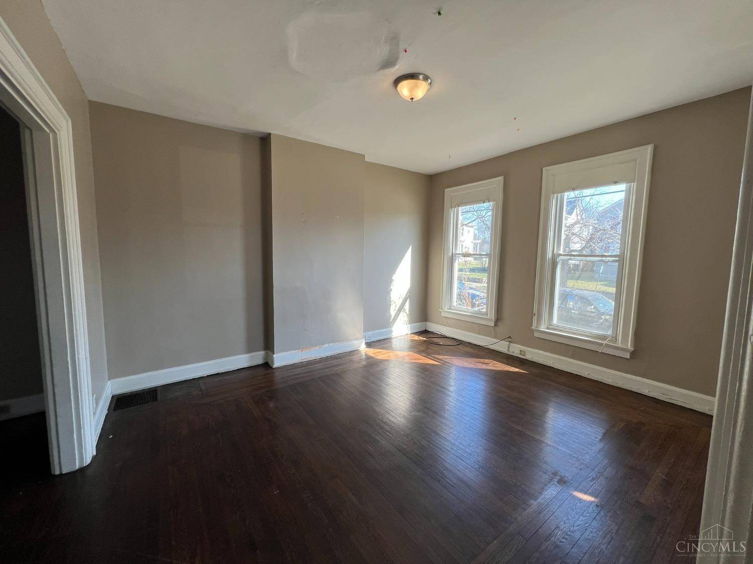 Lockland, OH 45215,113 Washington Ave