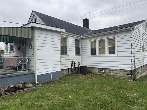 1200 Second St, Reading, OH 45215